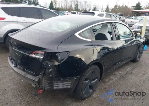 2018 Tesla Model 3 Long Range/Mid Range из США, поврежденный, VIN 5YJ3E1EA2JF166402